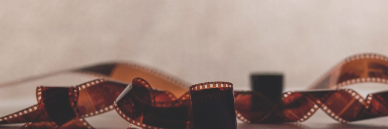close-up-filmstrip-negatives-133070 film digitaliseren